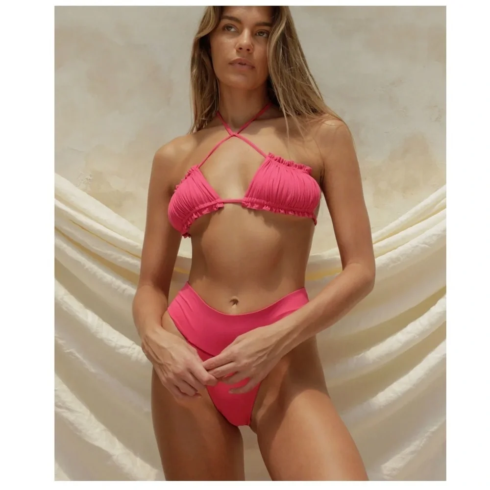 Toast Swim Free People | Ruffle Bandeau Bikini Top In Beetroot | XS